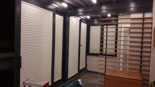 Cam Balkon ve Plise Perde Cam Balkon ve Plise Perde